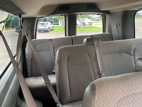 Used 2019 Chevrolet Express 3500 LT w/ LT Preferred Equipment Group RWD image 26