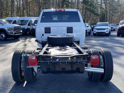 New 2026 RAM 4500 Tradesman w/ Chrome Appearance Group AWD/4WD image 38