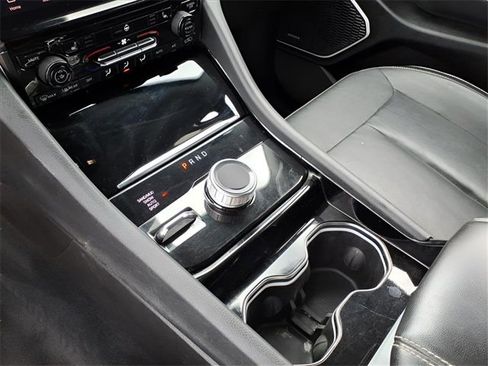 Used 2022 Jeep Grand Cherokee L Limited image 15