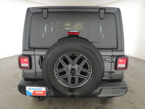 Certified 2024 Jeep Wrangler Sport S image 4