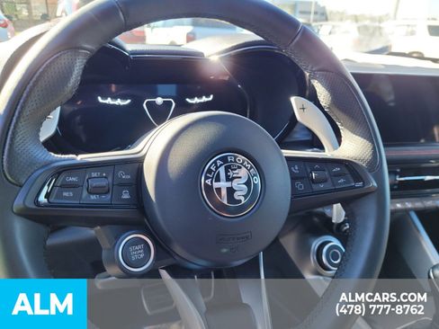 Used 2024 Alfa Romeo Tonale Veloce image 22