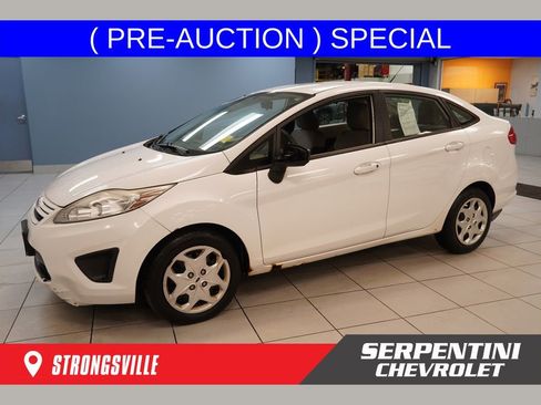 Used 2012 Ford Fiesta S FWD image 1