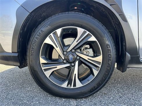 Used 2024 Subaru Crosstrek 2.0i Premium w/ Popular Package #4 image 10