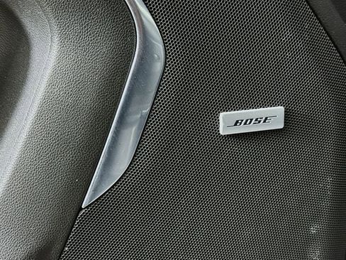 Used 2021 Chevrolet Suburban Z71 w/ Luxury Package image 21