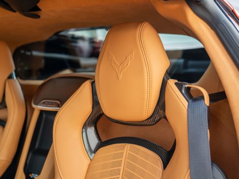 Used 2021 Chevrolet Corvette Stingray Premium Cpe w/ Z51 Performance Package image 10