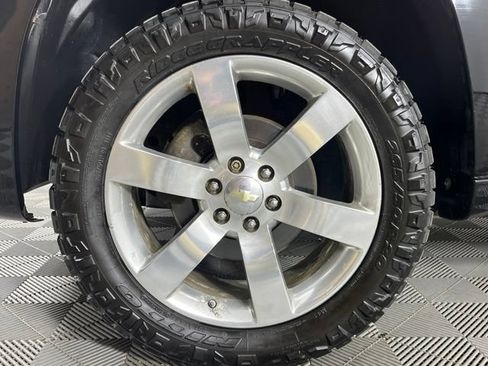 Used 2008 Chevrolet TrailBlazer SS w/ Sun And 6-Disc Cd Package AWD/4WD image 11