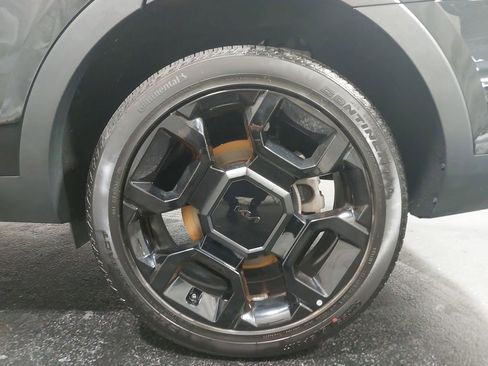 Used 2025 Kia Sorento SX image 36