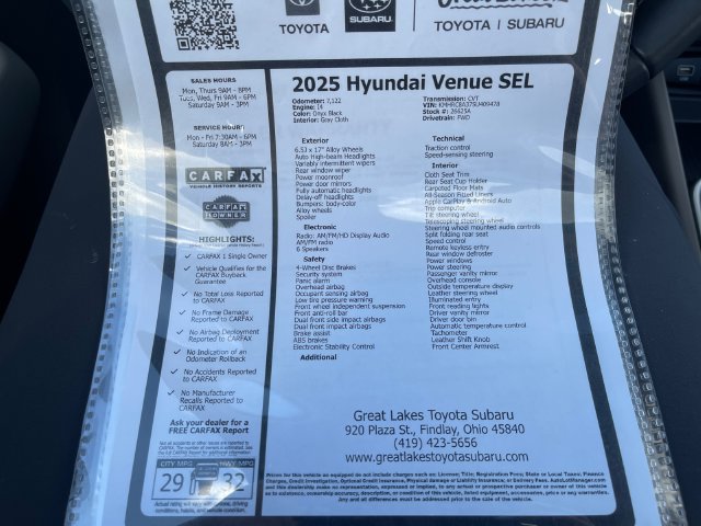 Used 2025 Hyundai Venue SEL FWD image 27