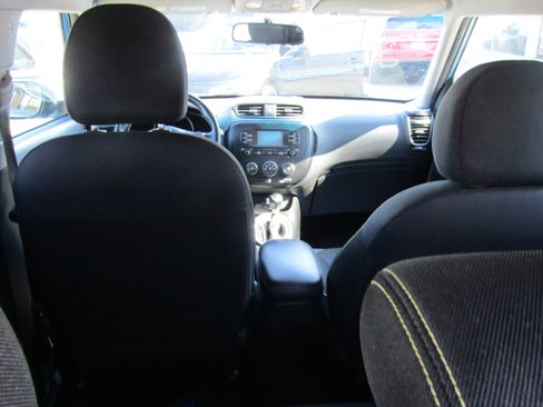 Used 2016 Kia Soul + w/ Designer's Package image 10