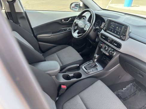 Used 2018 Hyundai Kona SEL image 13