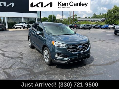 Used 2019 Ford Edge SEL w/ Equipment Group 201A AWD/4WD image 3