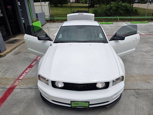 Used 2007 Ford Mustang GT RWD image 50