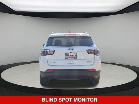 Used 2024 Jeep Compass Latitude AWD/4WD image 5
