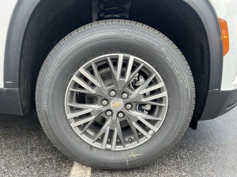 New 2026 Chevrolet Traverse LT w/ LPO, Floor Liner Package image 45