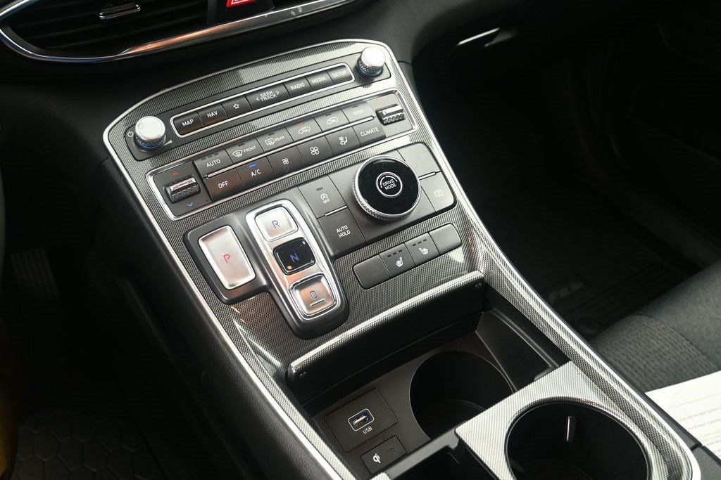 Used 2023 Hyundai Santa Fe SEL w/ Winter Weather Package FWD image 24
