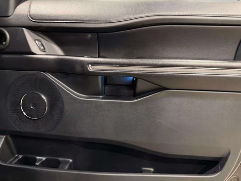 Used 2019 Ford Expedition Max XLT w/ Equipment Group 202A RWD image 32