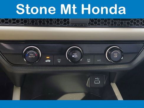 Used 2024 Honda HR-V LX image 27