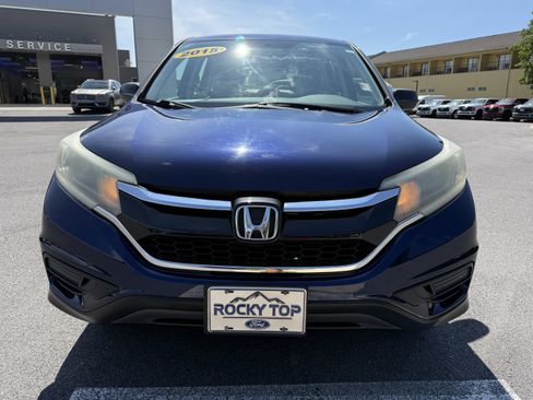 Used 2015 Honda CR-V LX image 2