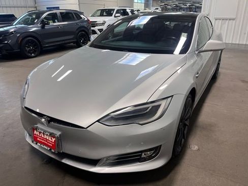 Used 2018 Tesla Model S 100D image 7