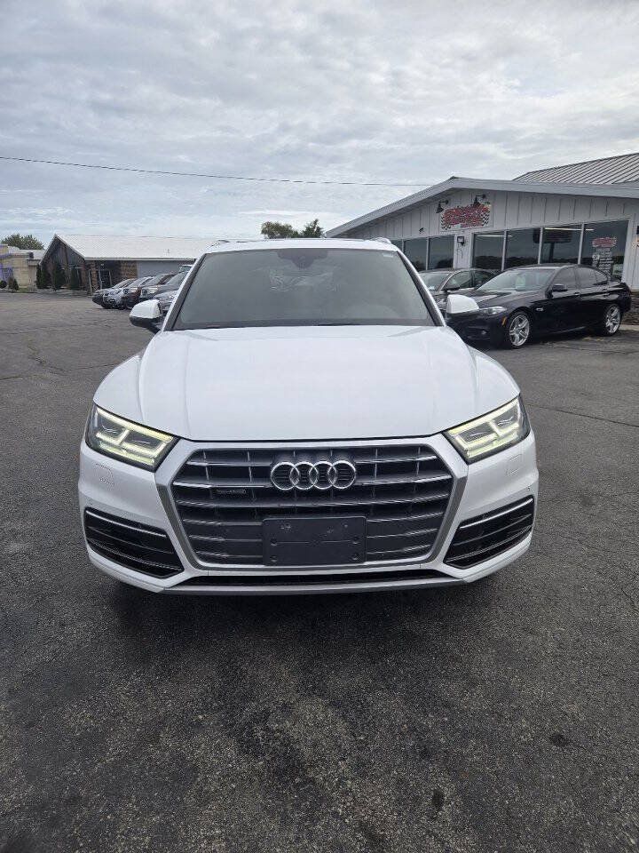 Used 2018 Audi Q5 2.0T Premium Plus w/ Premium Plus Package AWD/4WD image 11