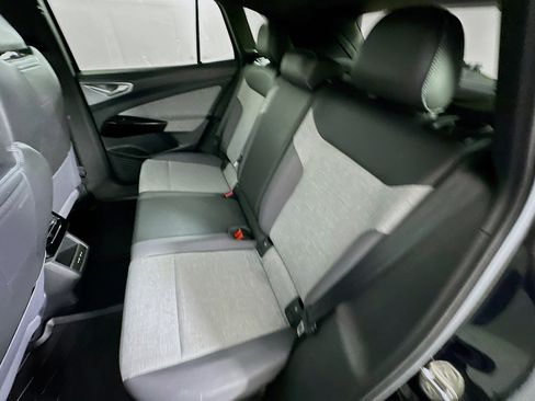 Used 2024 Volkswagen ID.4 2WD image 27