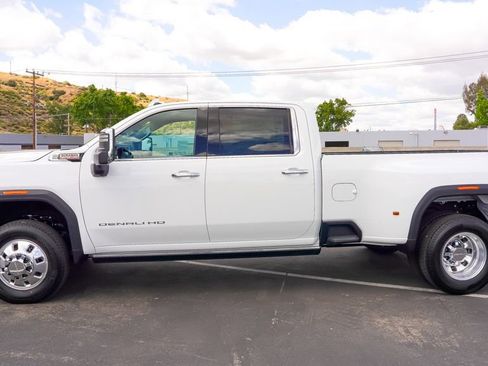 New 2026 GMC Sierra 3500 Denali w/ Denali Reserve Package image 8