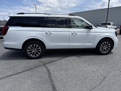 Used 2025 Ford Expedition Max Platinum AWD/4WD image 8