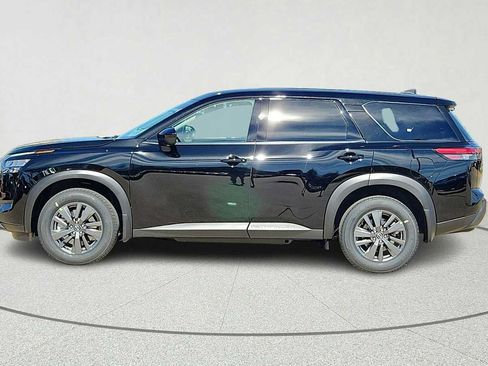 Used 2024 Nissan Pathfinder S FWD image 5