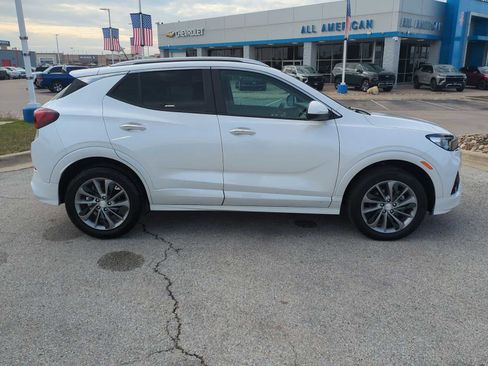 Used 2023 Buick Encore GX Select w/ Sport Touring Package image 9