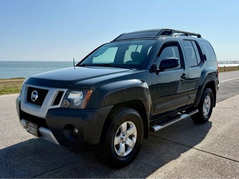 Used 2012 Nissan Xterra S w/ Value Package image 1