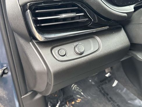 Certified 2024 Buick Envista Sport Touring w/ Convenience I Package image 22