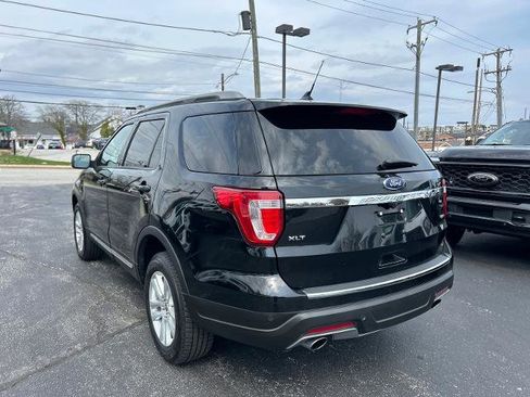 Certified 2018 Ford Explorer XLT w/ Equipment Group 202A image 11