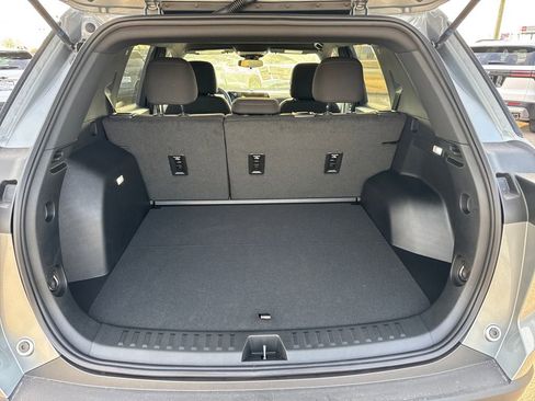 New 2026 Chevrolet Equinox LT image 6