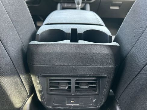 Used 2025 GMC Canyon Elevation image 21