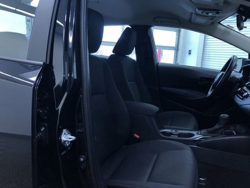 Used 2025 Toyota Corolla LE image 22