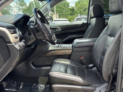 Used 2018 GMC Yukon Denali w/ Open Road Package AWD/4WD image 13