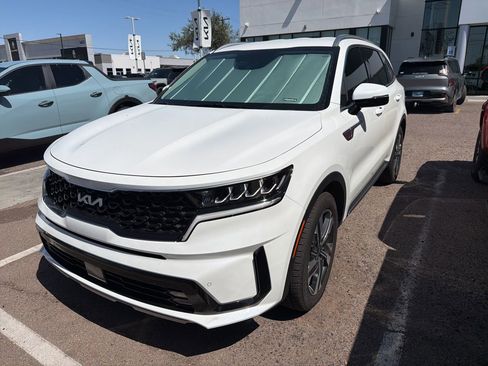 Used 2023 Kia Sorento EX AWD/4WD image 7