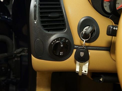 Used 1999 Porsche 911 Carrera image 23