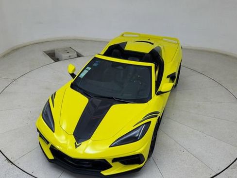 Used 2024 Chevrolet Corvette Stingray Premium Conv w/ Z51 Performance Package image 73