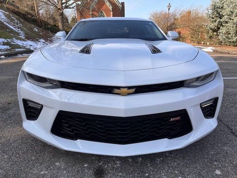 Used 2017 Chevrolet Camaro SS image 33
