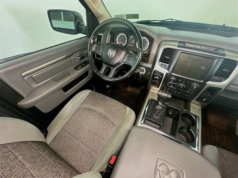 Used 2013 RAM 1500 Big Horn image 9