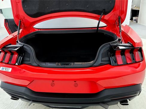 Used 2024 Ford Mustang GT Premium image 19