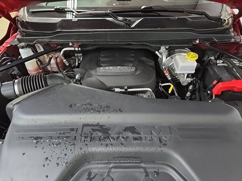 Used 2022 RAM 2500 Laramie w/ Night Edition AWD/4WD image 14