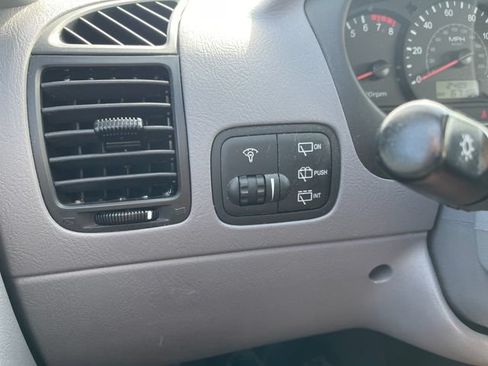 Used 2005 Hyundai Accent GLS FWD image 25