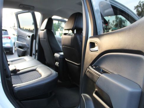 Used 2016 Chevrolet Colorado Z71 image 12