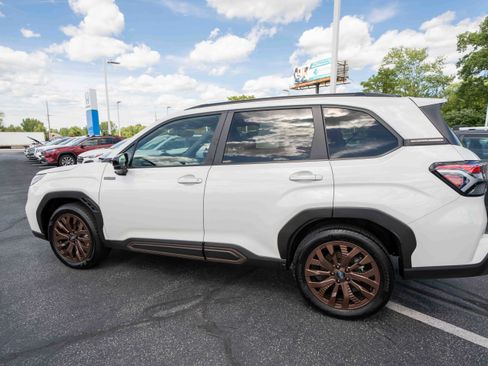 Used 2025 Subaru Forester Sport AWD/4WD image 4