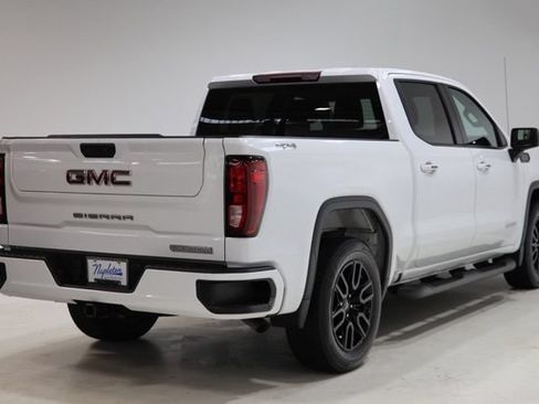 Used 2023 GMC Sierra 1500 Elevation AWD/4WD image 7