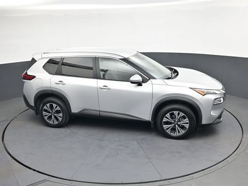 Used 2023 Nissan Rogue SV FWD image 30