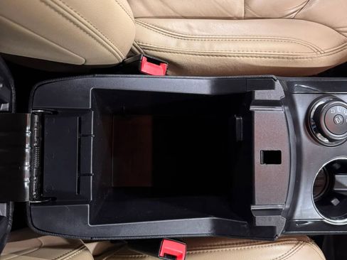 Used 2017 Ford Explorer XLT w/ Equipment Group 202A image 40