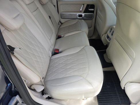 Used 2023 Mercedes-Benz G 550 image 5